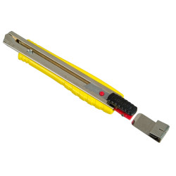 Cutter universal, Stanley Fatmax 0-10-421, 18 mm