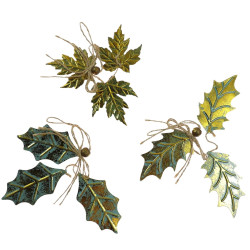 Decoratiune Craciun, tip frunza, metal, auriu, 10 x 7 cm, set 3 bucati, HS5510041-1