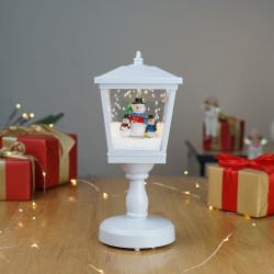 Decoratiune felinar decor iarna Hoff, 4 LED-uri, H 31 cm, functie muzicala, lumina calda, alimentare baterii