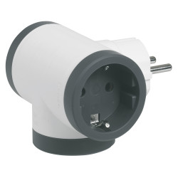 Adaptor 3 prize Legrand 694520, 16 A, contact de protectie, protectie copii, iesiri laterale