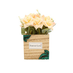 Aranjament flori artificiale, Ella Home, trandafiri Amber, plastic + lemn, crem, H 17 cm