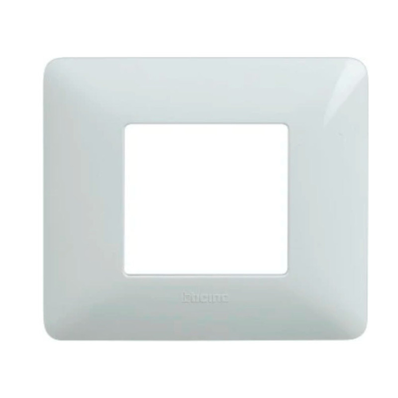 Rama Bticino Matix SAM4802BBNE, 2 module, alb, pentru priza / intrerupator Rama Bticino Matix SAM4802BBNE, 2 module, alb, pentru priza / intrerupator